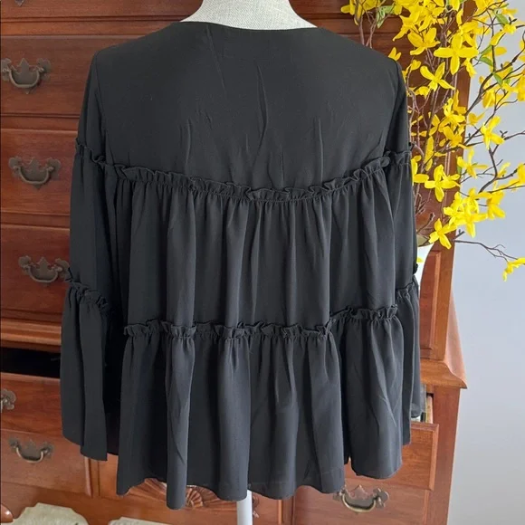 Patrizia Luca Milano Black Ruffled Blouse Size Medium - Picture 6 of 12